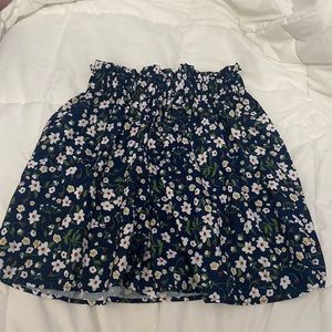SHEIN Floral Skirt Size Small